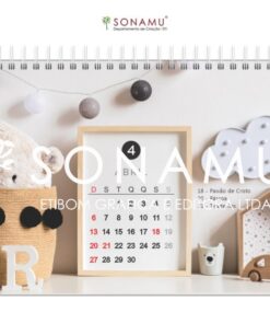 O Calendário Background 2025 traz imagens de fundos fofos que remetem a retratos e molduras.